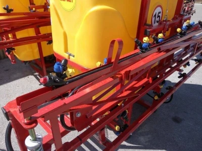 Traktorska Prskalica Panex AGM 800L, 12m grane, 3 rezervoara