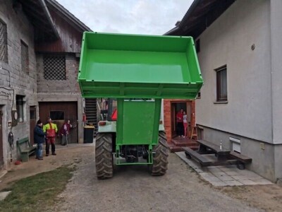 Traktorski plato visoki dvig