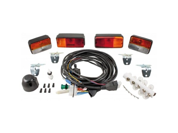 Univerzalna instalacija za rasvjetu traktora