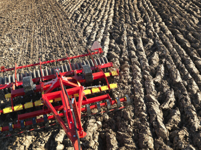 Vaderstad Carrier - kratka tanjirača