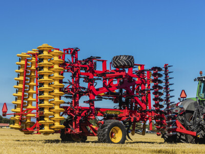 Vaderstad TopDown - višenamenski kultivator