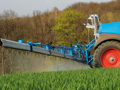 Lemken Vega priključna prskalica