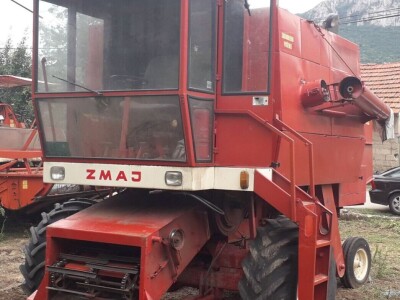 Kombajn Zmaj 142