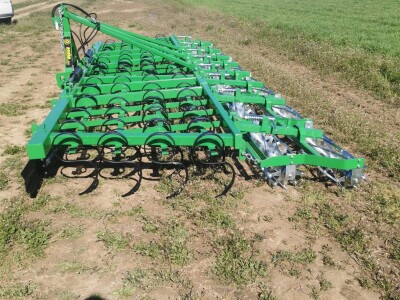 Sjetvospremač, sa hidrauličkim sklapanjem, radni zahvat 6.60, četiri reda opruga, S/R opruga