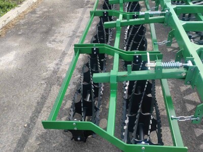 Teška drljača sa hidrauličnim podizanjem krila, radni zahvat 7.20, klin 30x30x220