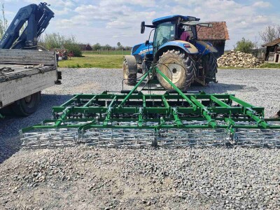 Teška drljača sa hidrauličnim podizanjem krila, radni zahvat 5.0, klin 30x30x220