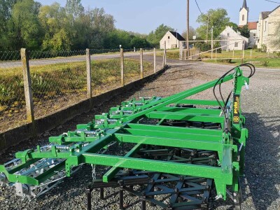 Teška drljača sa hidrauličnim podizanjem krila, radni zahvat 4.20, klin 30x30x220