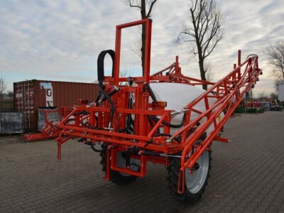 Vučena prskalica JAR-MET 2000L, 18m, oprema