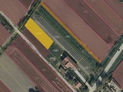 Povoljno zemljište uz glavnu cestu! Županja, Drenovci, 997m2, 432m2