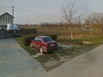 Povoljno zemljište uz glavnu cestu! Županja, Drenovci, 997m2, 432m2