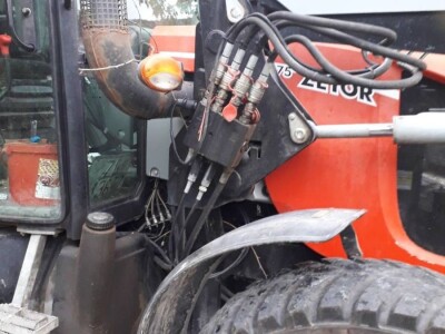 ZETOR PROXIMA 75 SA PREDNJIM, UTOVARIVAČEM