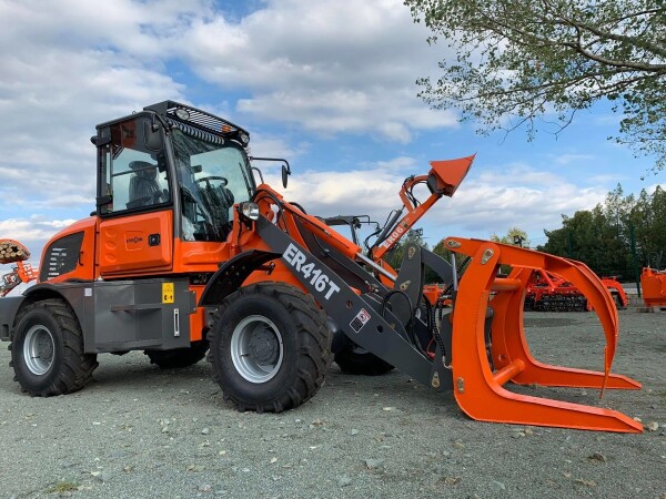 Zglobni utovarivač Everun ER416