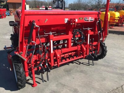 ŽITNA SIJAČICA SA DISKOVIMA 2,5m (21 red)