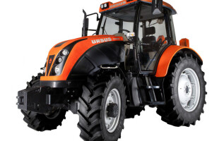 Traktor Ursus 11024