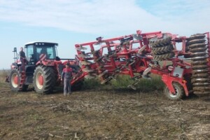 Versatile u Vinkovcima i Garešnici