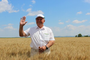 Najveća farma u EU, Agricost