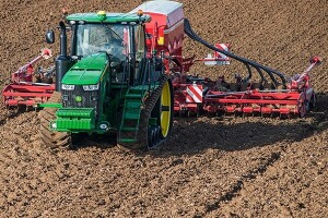 Traktor John Deere 8R i 8RT