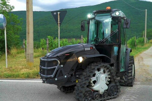 Antonio Carraro Mach 4