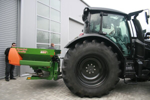 Inter-Agrar servisna radionica na Čeneju!