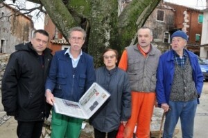 Divlje svinje na putu poljoprivrednika