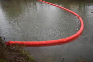 RCY - zaštita obale od izlivenih ulja, prljavštine i meduza