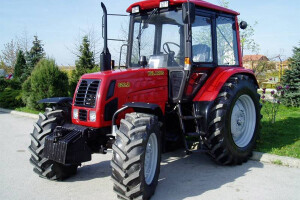 Traktor Belarus 800
