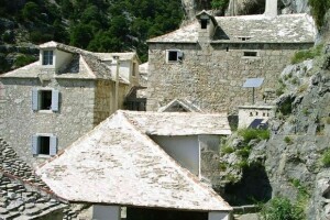 Pustinja Blaca - izazov seoskog turizma