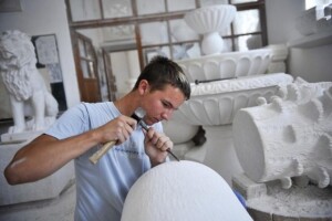 Motivi iz radionice klesarske škole