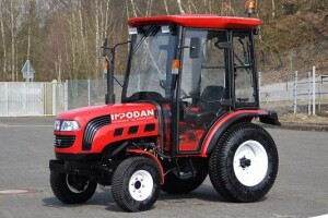 Traktor Impodan DF 254