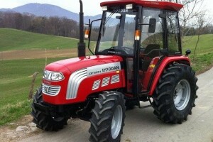 Traktor Impodan DF 604