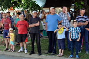 Utrka traktora u sklopu Festivala graševine