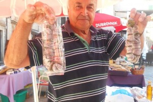 Vijenci od suhih smokava - dubrovački brend