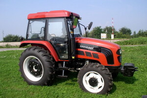 Traktor Foton FT 804