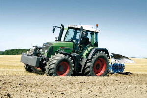 Traktor Fendt 800 Vario