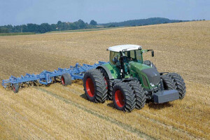 Traktor Fendt 900 Vario