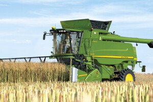 Kombajn John Deere C