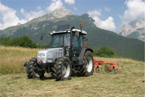 Traktor Hurlimann XA