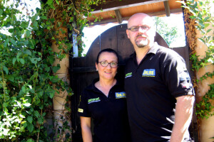 Irac pravi plastenik i sadi voće u Šumadiji!