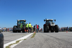 Utrka traktora na Farmshow 2016