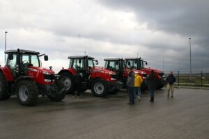 PMT i velika prezentacija Massey Fergusona