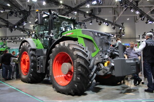 Traktor godine Fendt 942 Vario