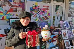 Ljiljine novogodišnje dekoracije od prirodnih i recikliranih materijala