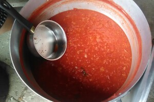 Kuvanje i spremanje paradajza za zimu