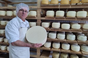 Smail Žilić proizvodi najbolji balkanski sir