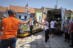 U znak prosvjeda podijeljeno gotovo pet tona povrća u Virovitici