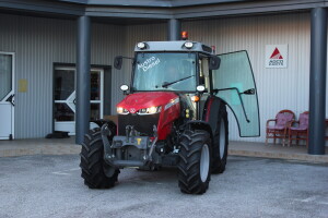 Traktor Massey Ferguson F3709