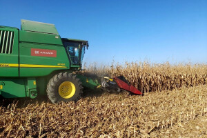 Komparativni pokusi hibrida kukuruza na pokušalištu FAZOS-a