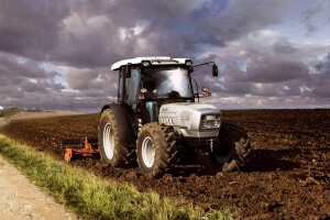 Traktor Lamborghini R2