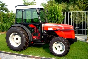Traktor Massey Ferguson 3400