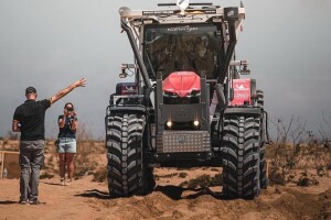 Massey Ferguson 8S Dyna E-Power